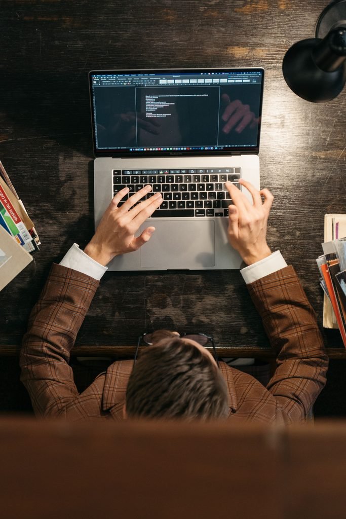 seven important digital skills including digital literacy marketing SEO AI and communication